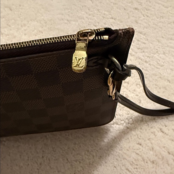 Louis Vuitton wristlet / pouch - Picture 2 of 5